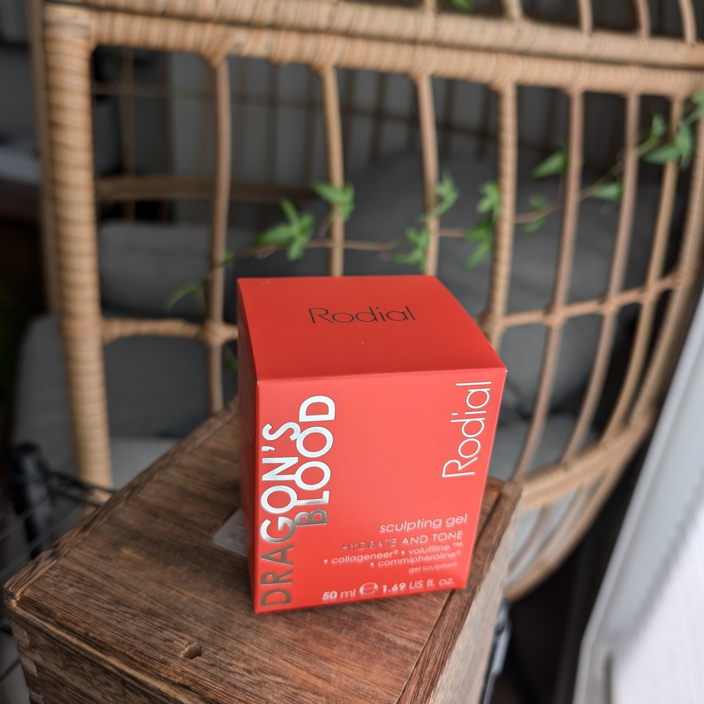 Rodial Dragon's Blood Sculpting Gel - Red